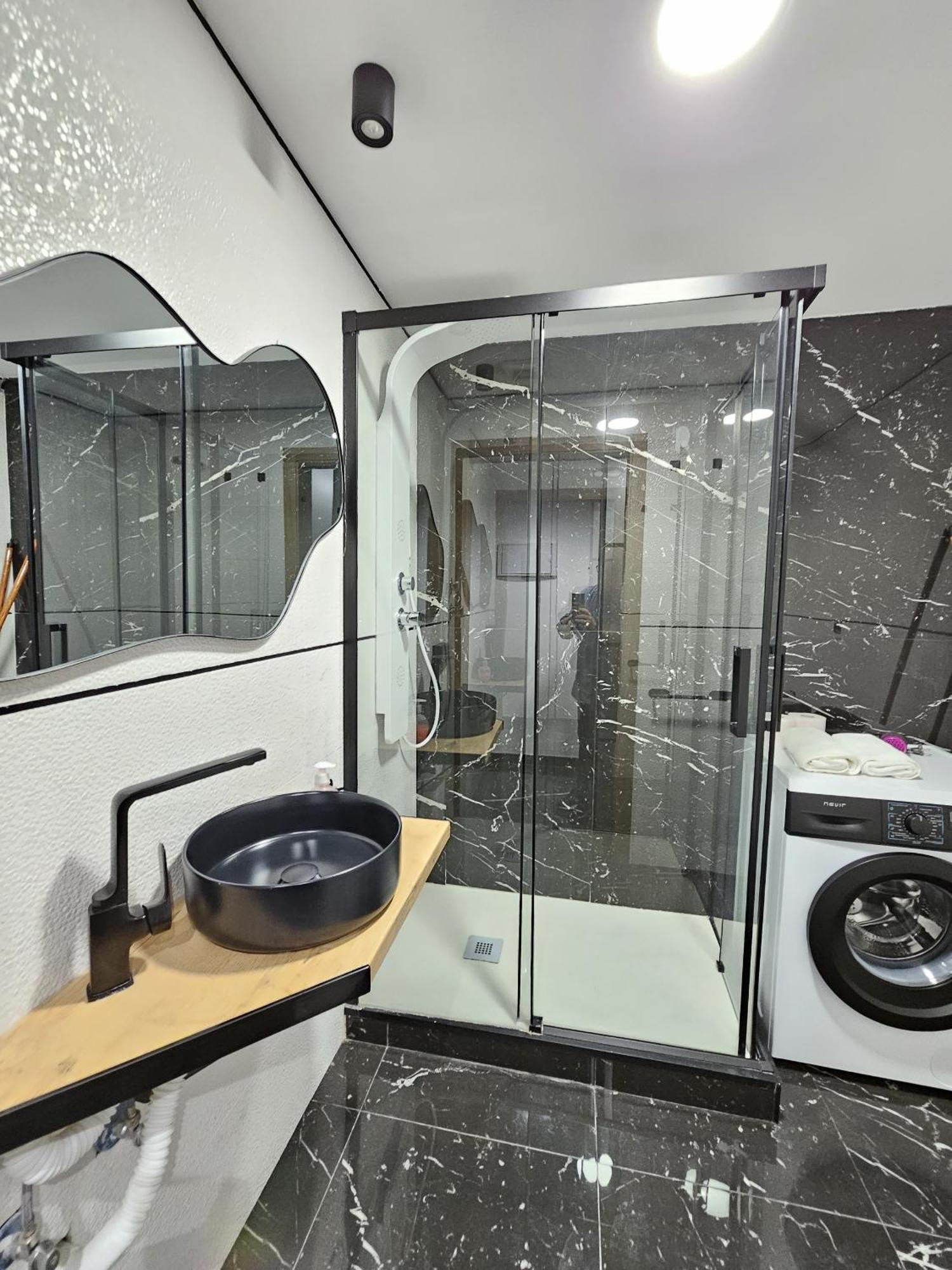 Apartamentos Benidorm Black מראה חיצוני תמונה
