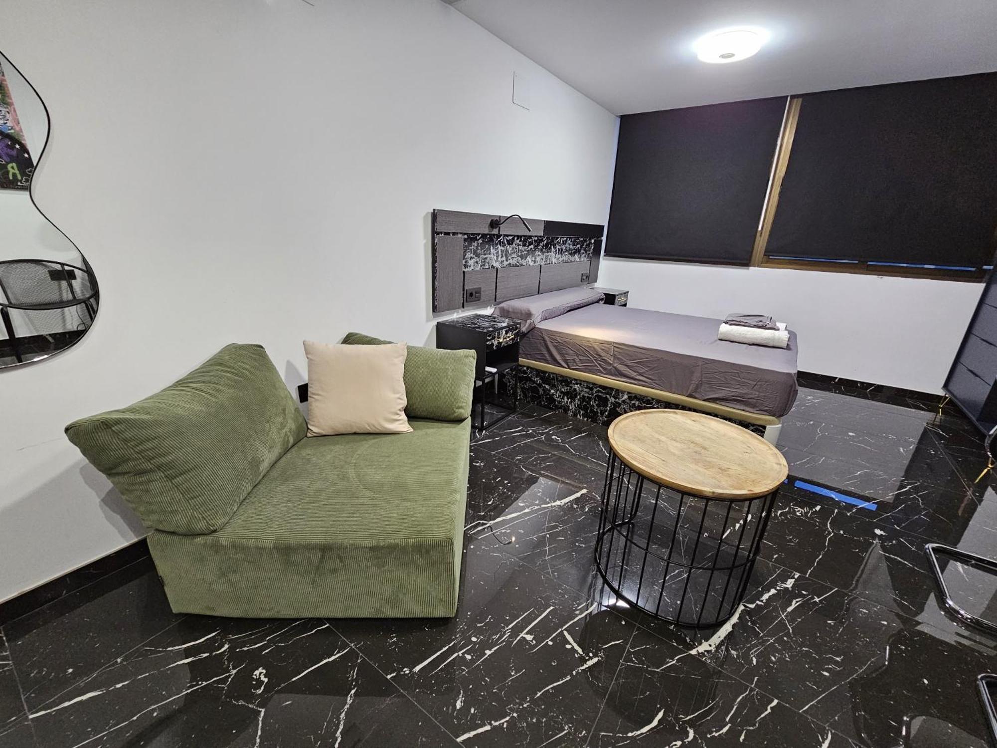 Apartamentos Benidorm Black מראה חיצוני תמונה