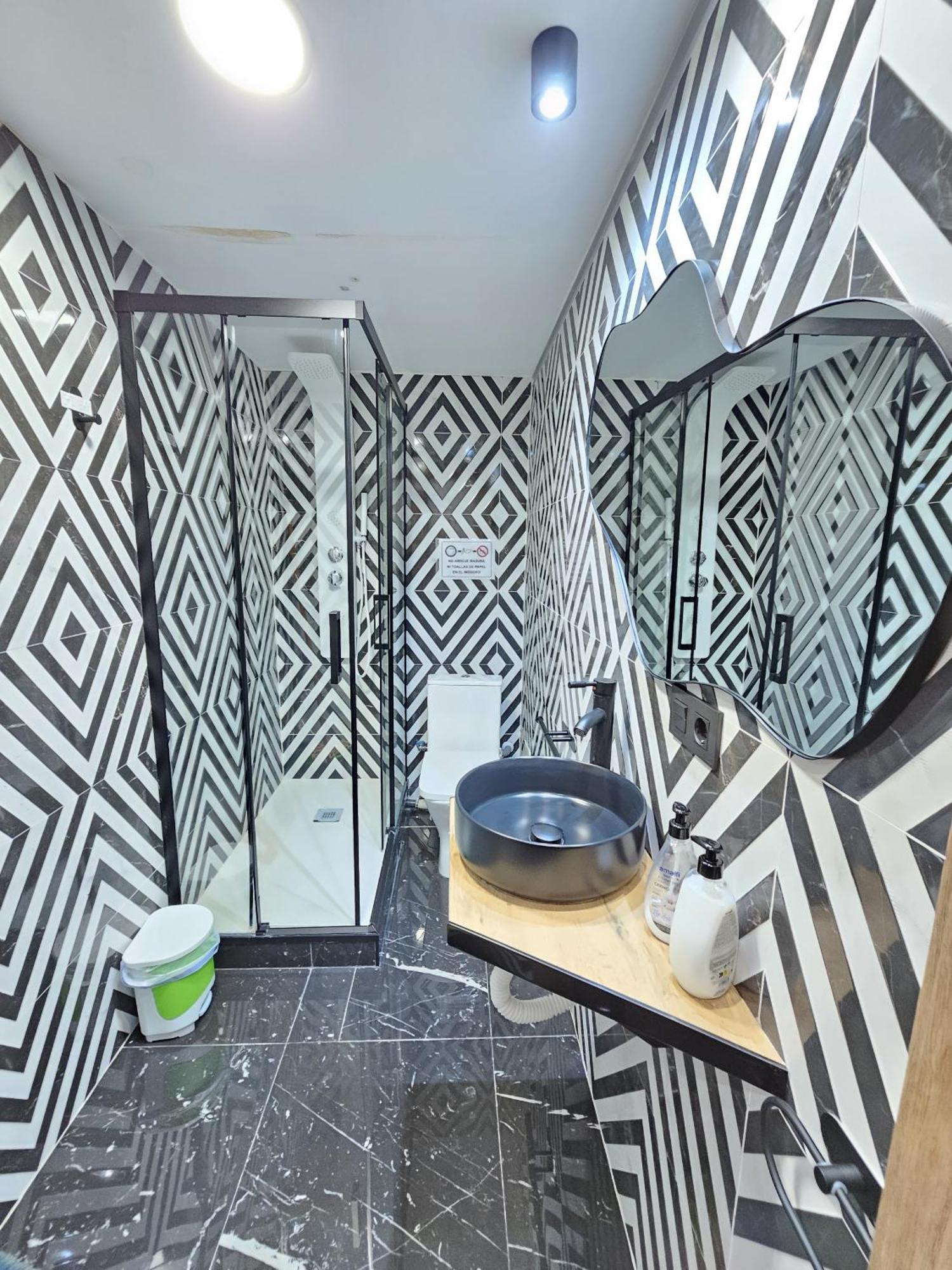 Apartamentos Benidorm Black מראה חיצוני תמונה